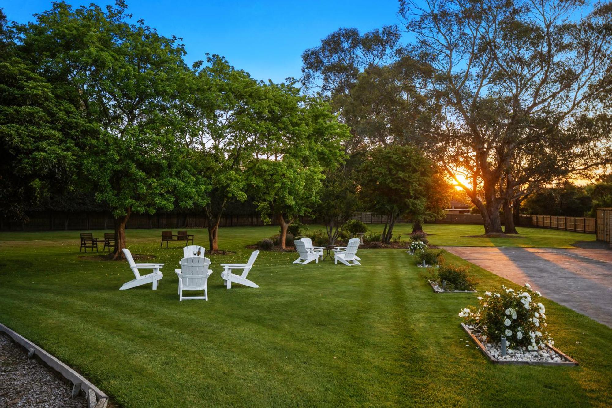 Healesville Motor Inn Экстерьер фото