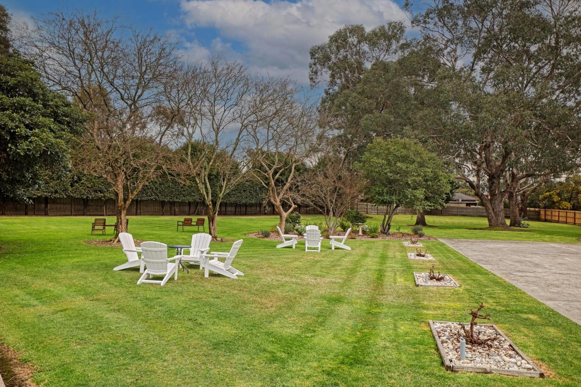 Healesville Motor Inn Экстерьер фото
