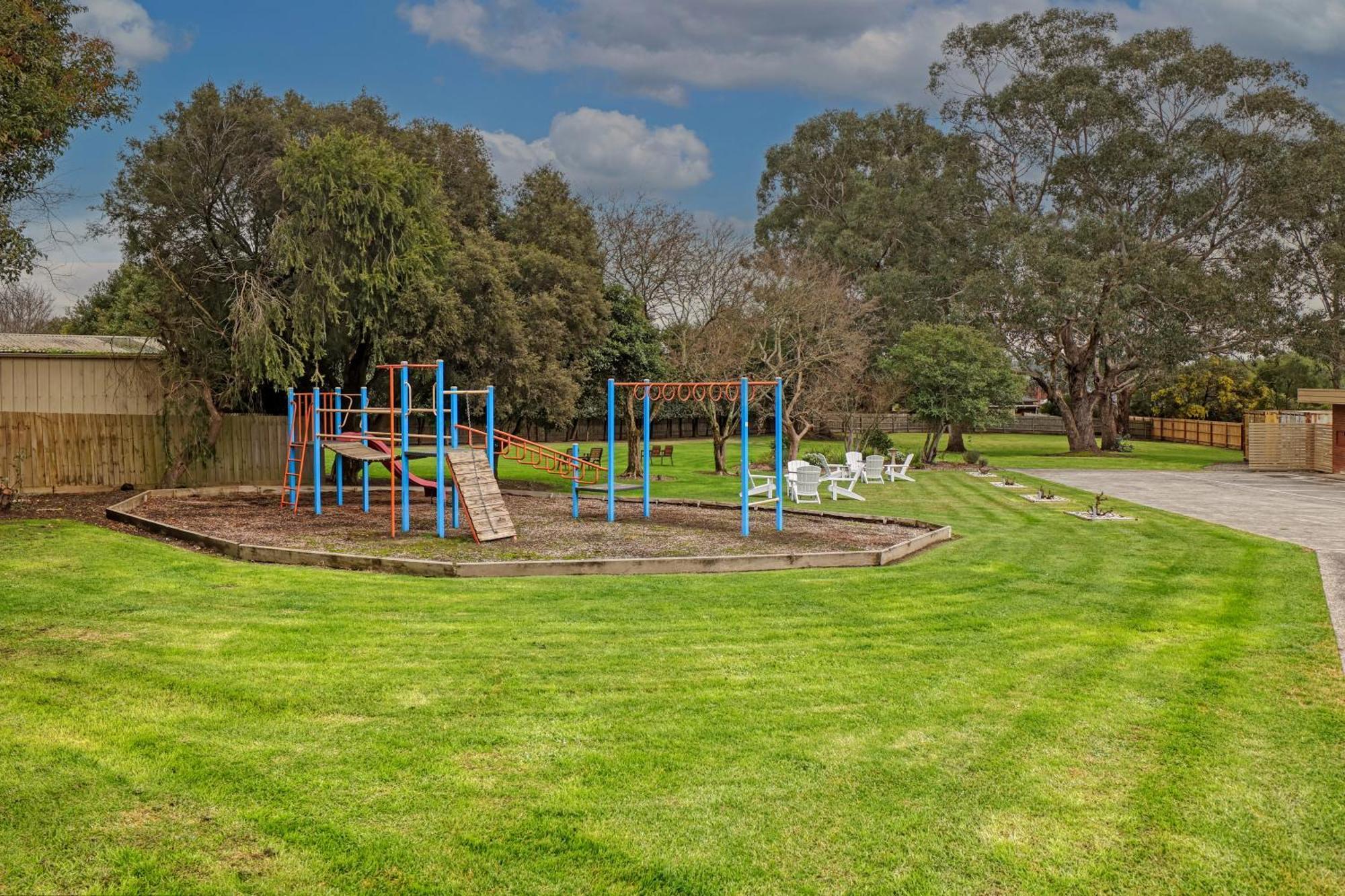 Healesville Motor Inn Экстерьер фото
